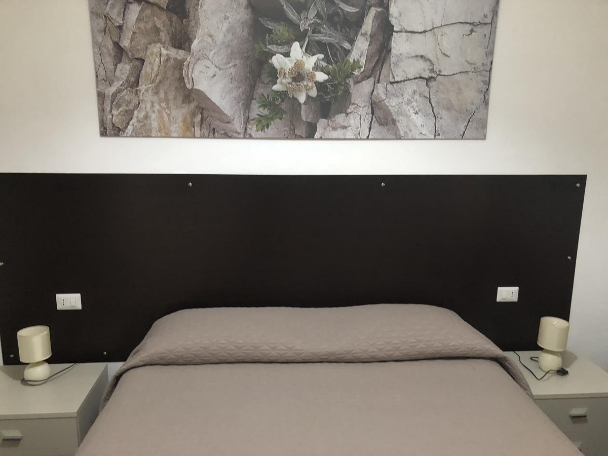 B&B Rosaly San Cataldo  Ngoại thất bức ảnh
