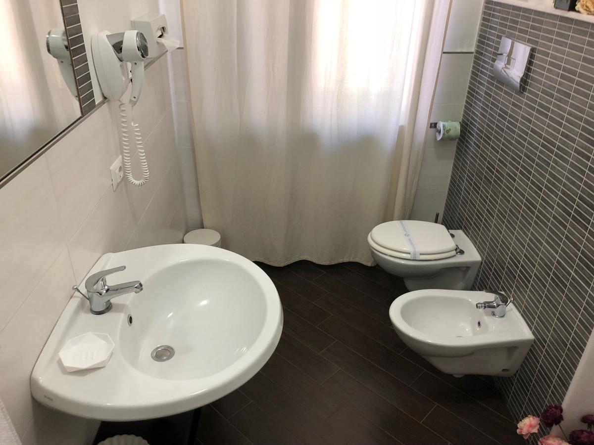 B&B Rosaly San Cataldo  Ngoại thất bức ảnh