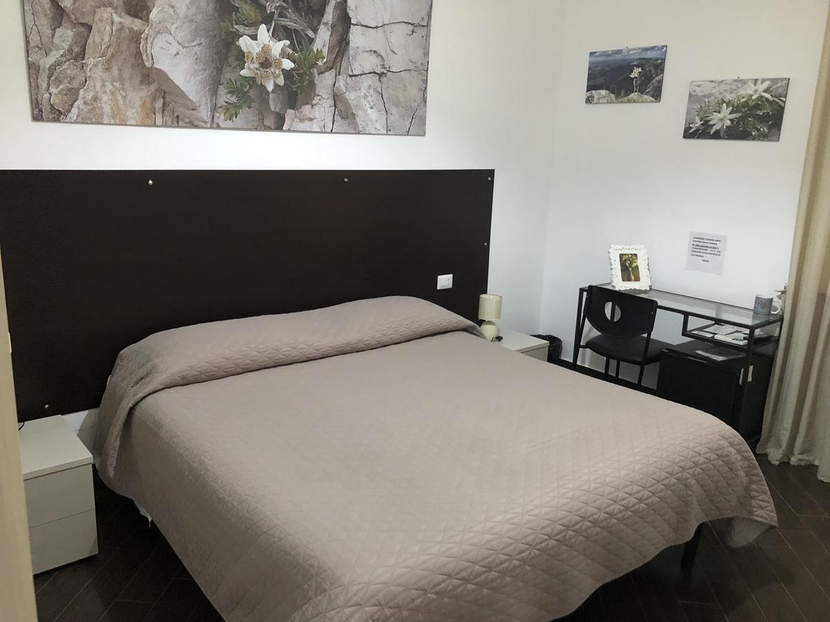 B&B Rosaly San Cataldo  Ngoại thất bức ảnh
